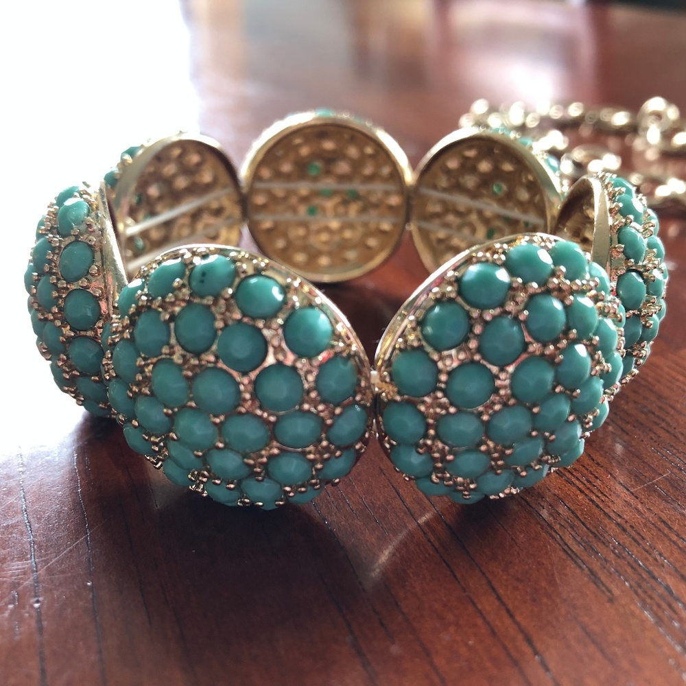 Turquoise and gold bracelet